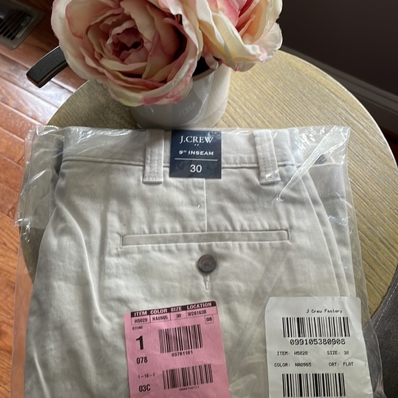 J.Crew flex Chino short 30w *NWT - Picture 4 of 4